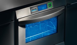 opt_mas_UC_designtuere_01_glastuere.jpg